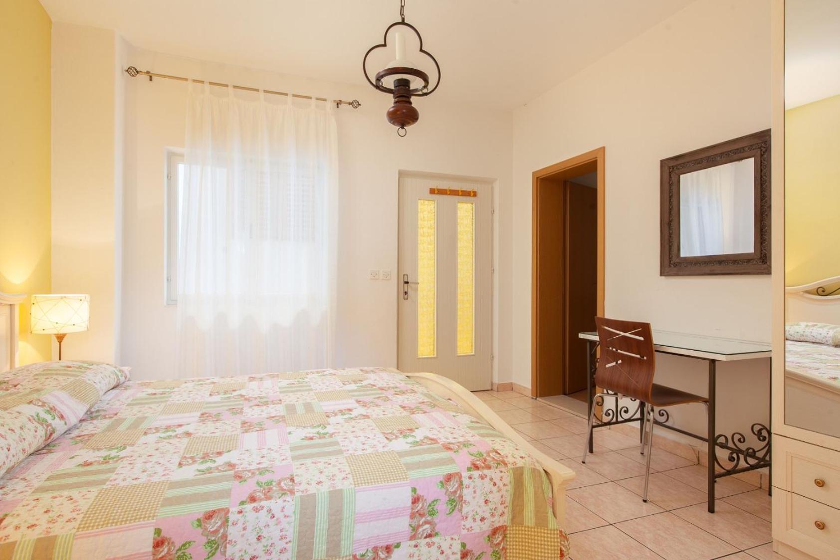 Apartments Agneza Tučepi Buitenkant foto